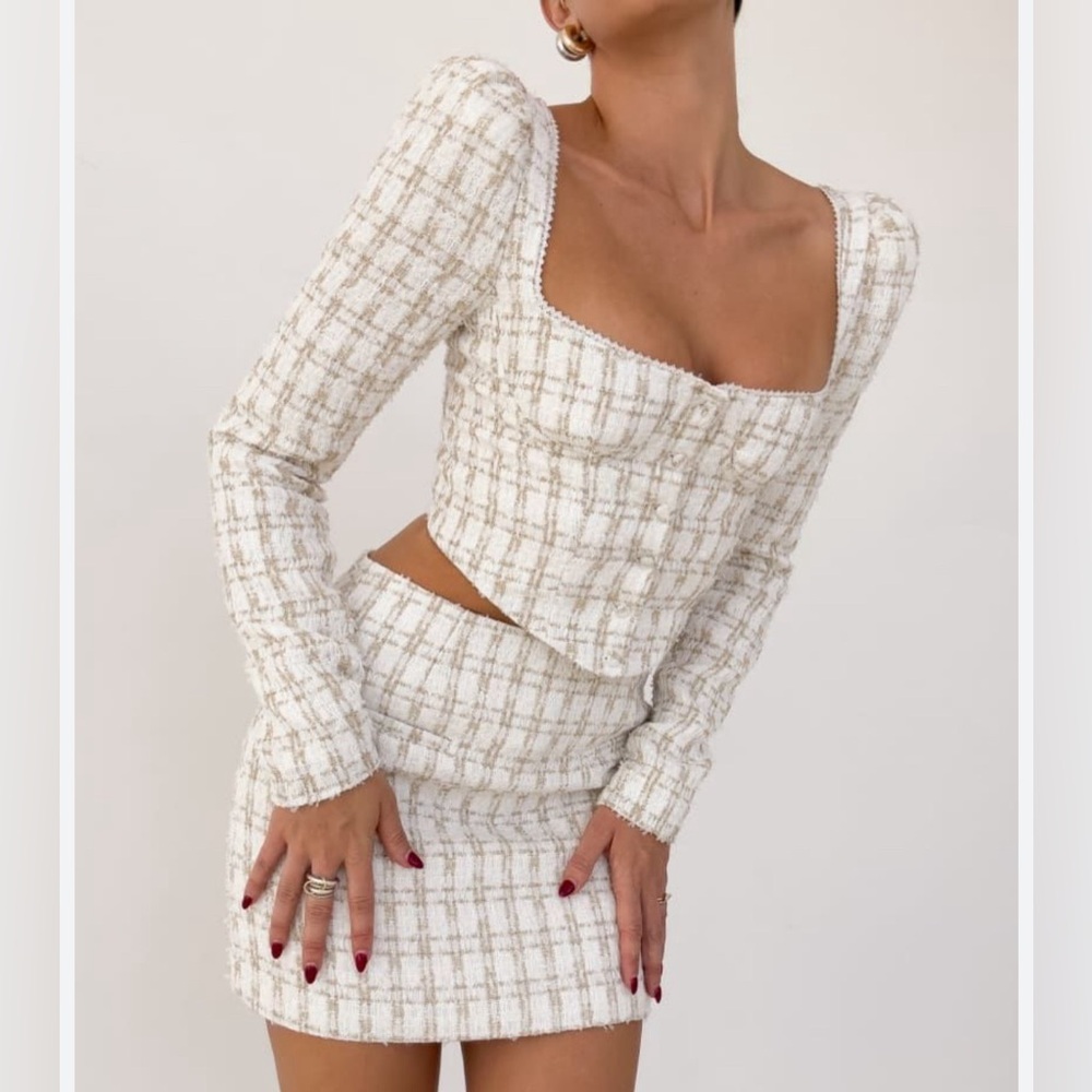 RUMORED CHARLOTTE TOP PEARL SHIMMER TWEED NWT